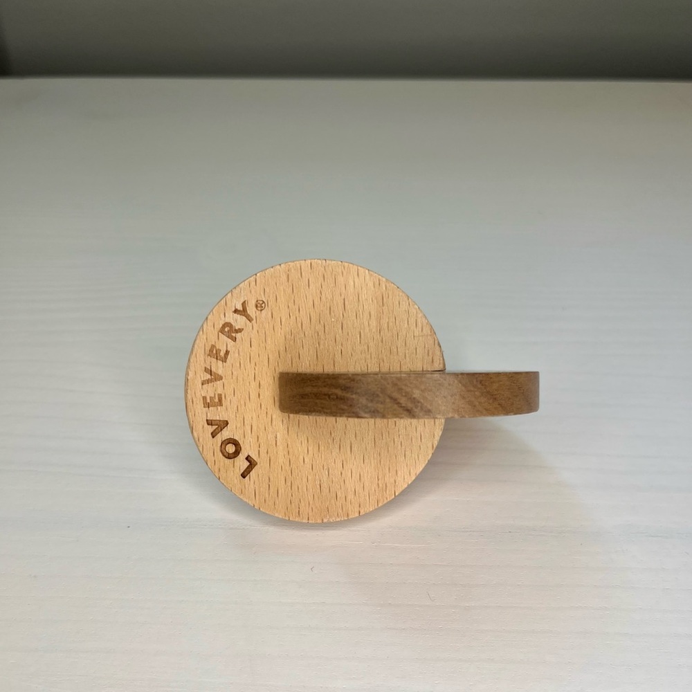 Lovevery Wooden Montessori Hand to Hand Discs Months 3,  4 - Picture 2 of 5